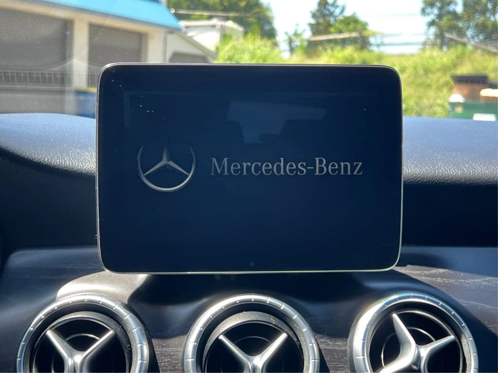 Image 13 of car 2017 Mercedes-Benz CLA