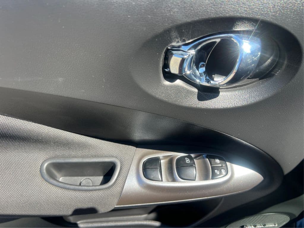 Image 18 of car 2013 Nissan JUKE