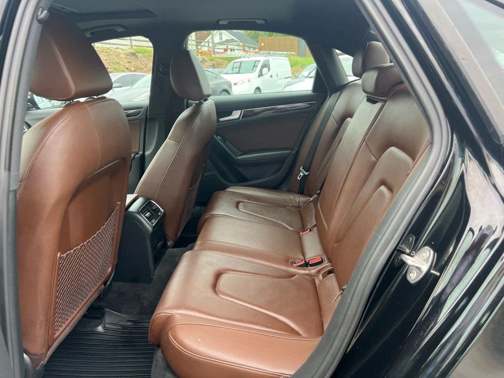 Image 9 of car 2015 Audi A4