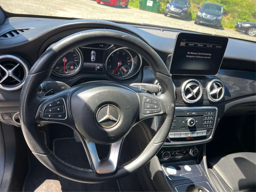 Image 16 of car 2017 Mercedes-Benz CLA