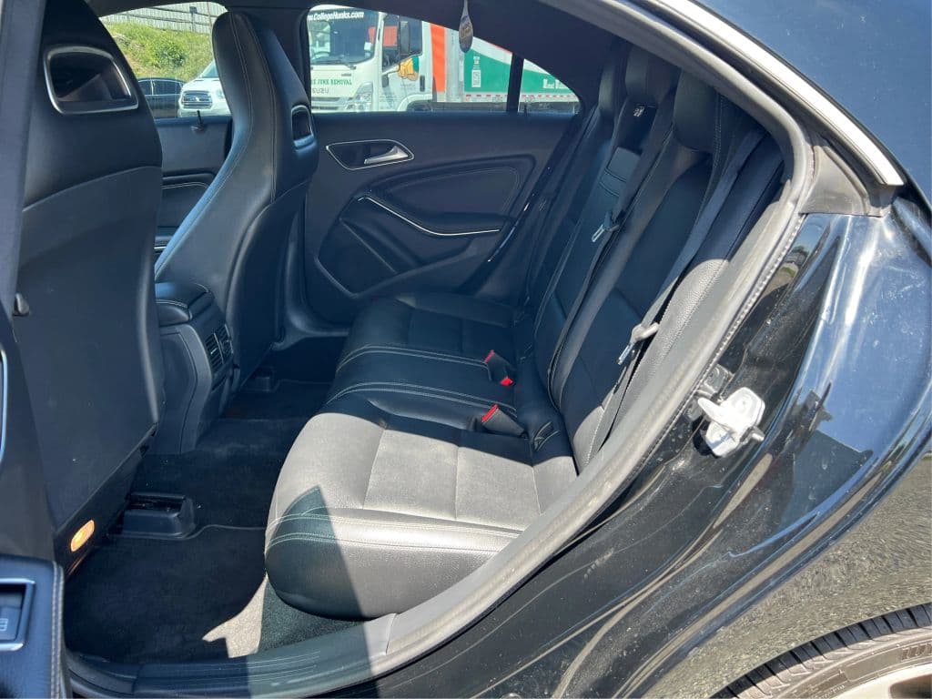 Image 9 of car 2017 Mercedes-Benz CLA