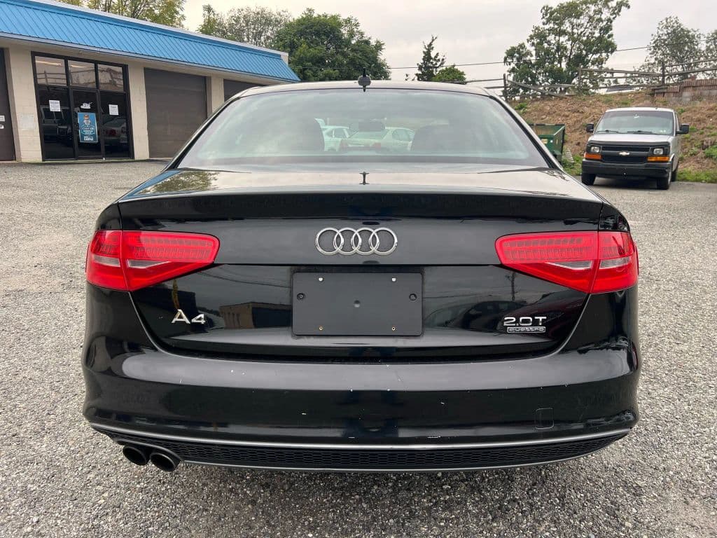 Image 5 of car 2015 Audi A4