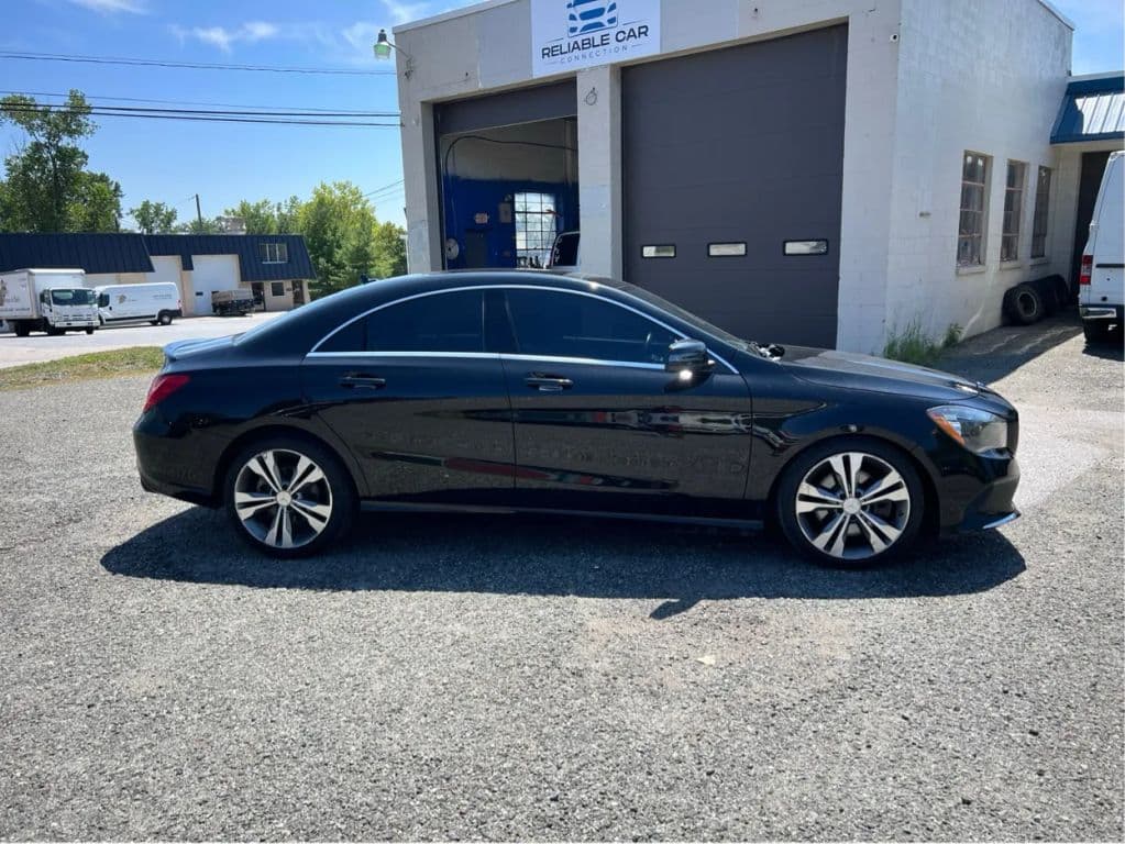 Image 3 of car 2017 Mercedes-Benz CLA