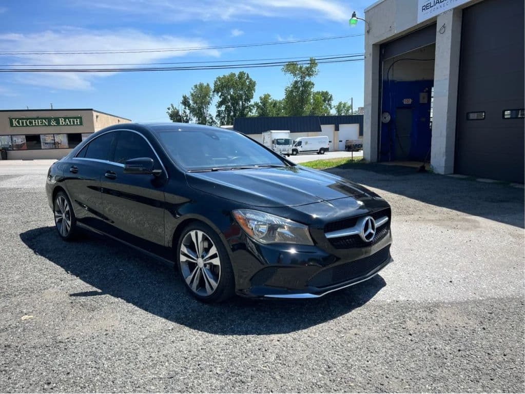 Image 2 of car 2017 Mercedes-Benz CLA