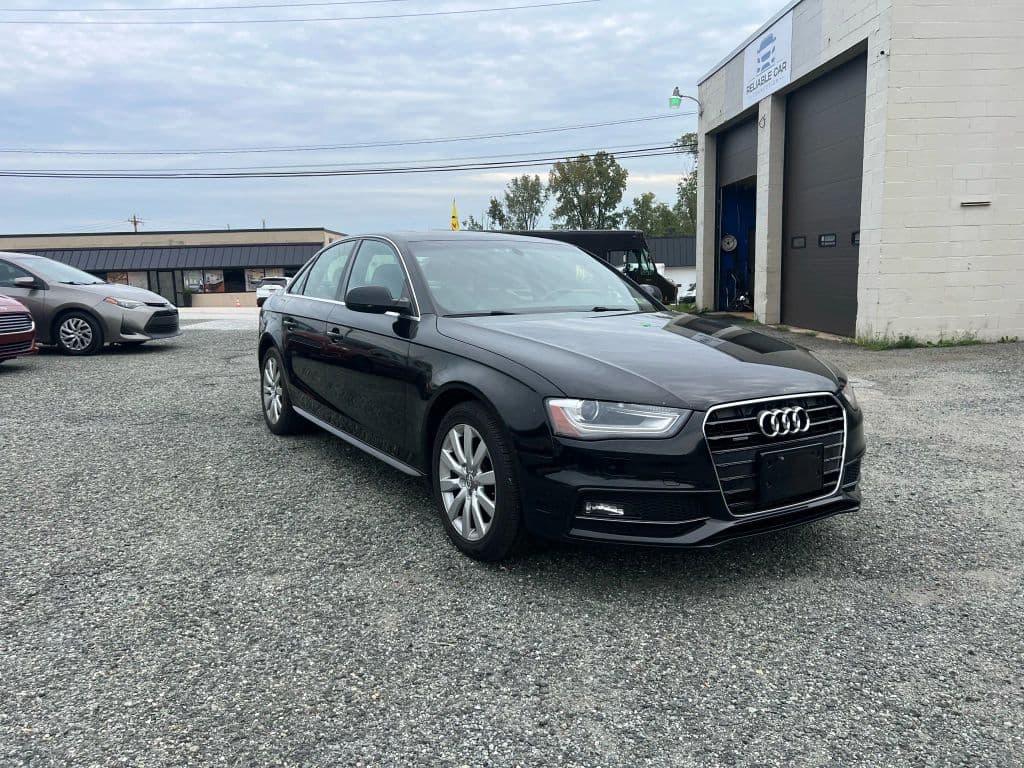 Image 2 of car 2015 Audi A4