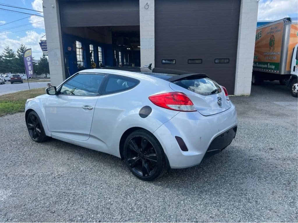 Image 6 of car 2015 Hyundai Veloster
