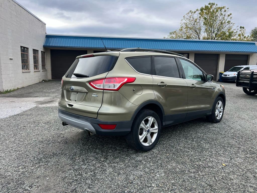 Image 4 of car 2013 Ford Escape