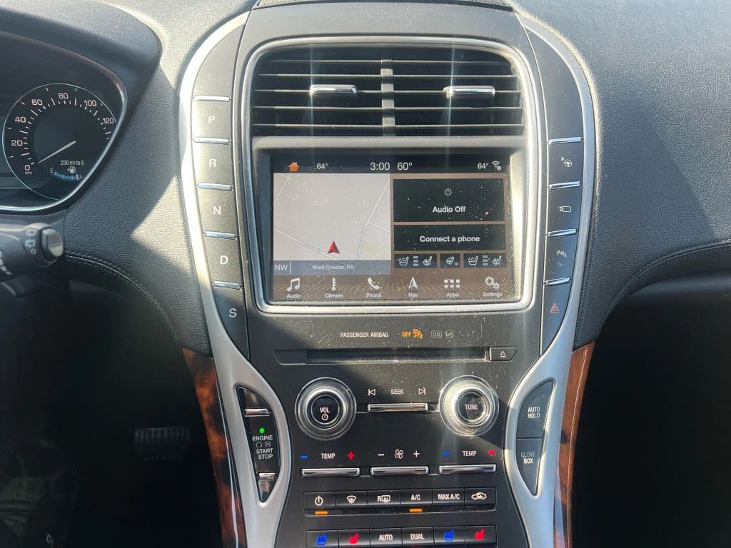 Image 14 of car 2017 Lincoln MKX