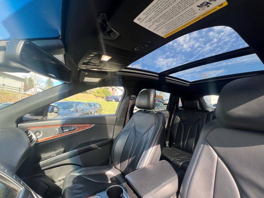 Image 22 of car 2017 Lincoln MKX