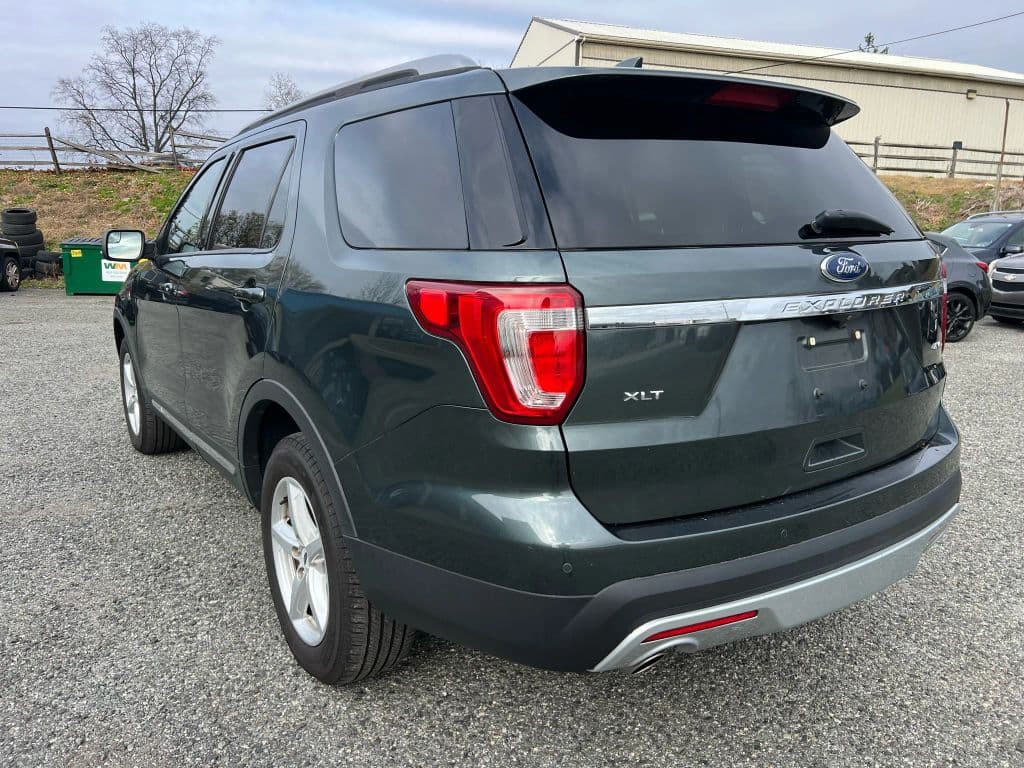 Image 6 of car 2016 Ford Explorer