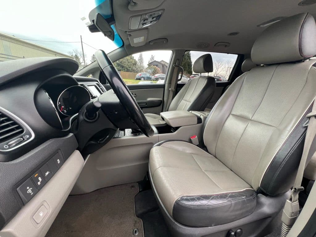 Image 22 of car 2018 Kia Sedona