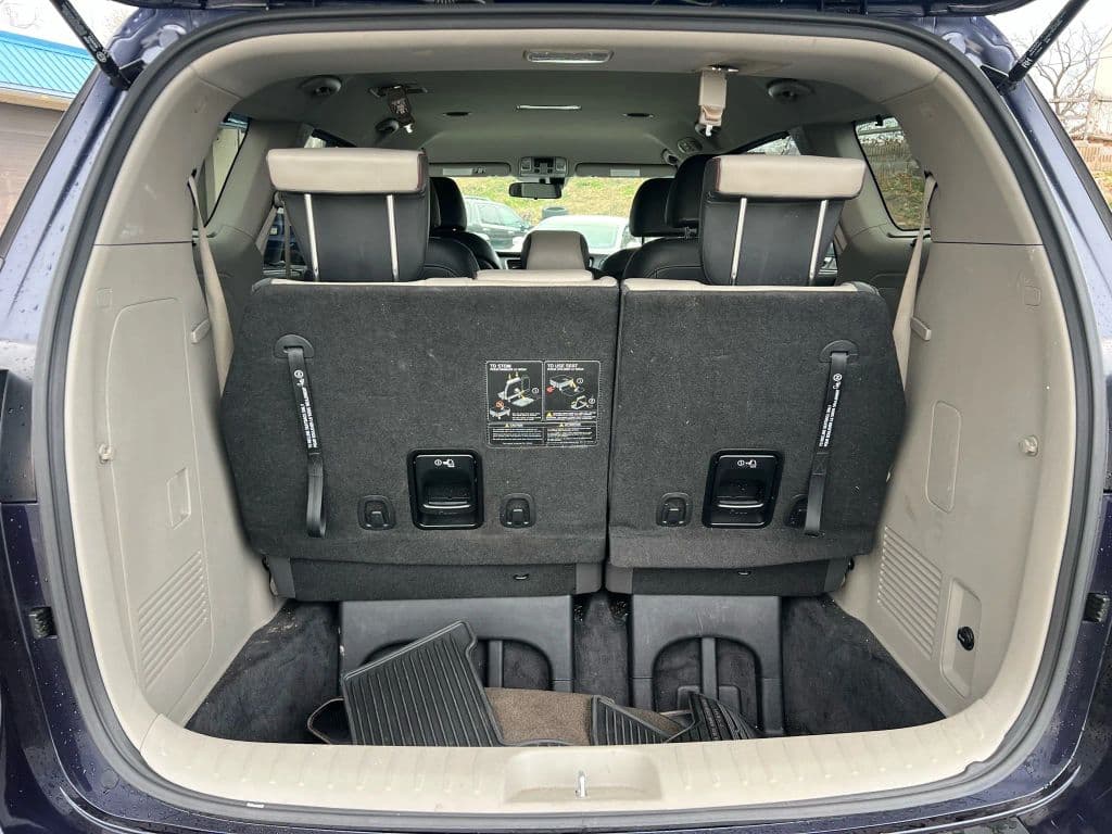 Image 12 of car 2018 Kia Sedona