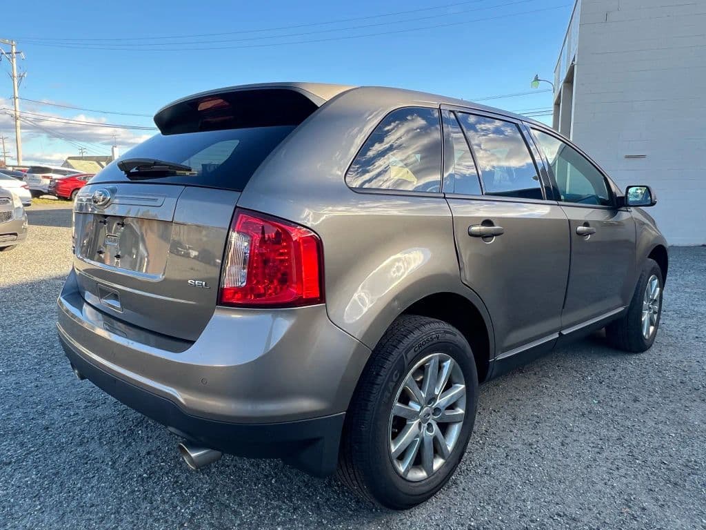 Image 4 of car 2013 Ford Edge