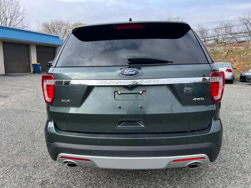 Image 5 of car 2016 Ford Explorer