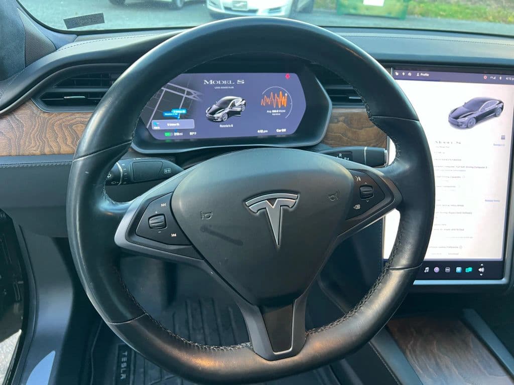 Image 18 of car 2020 Tesla Model S