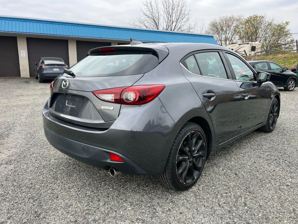 Image 4 of car 2016 MAZDA MAZDA3