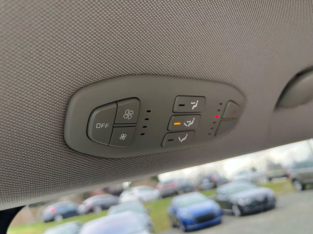 Image 27 of car 2018 Kia Sedona