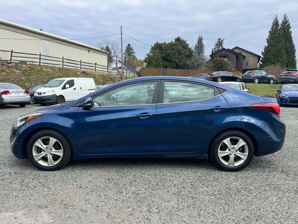 Image 6 of car 2016 Hyundai Elantra
